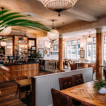 The Royal Hotel Kirkby Lonsdale Extérieur photo