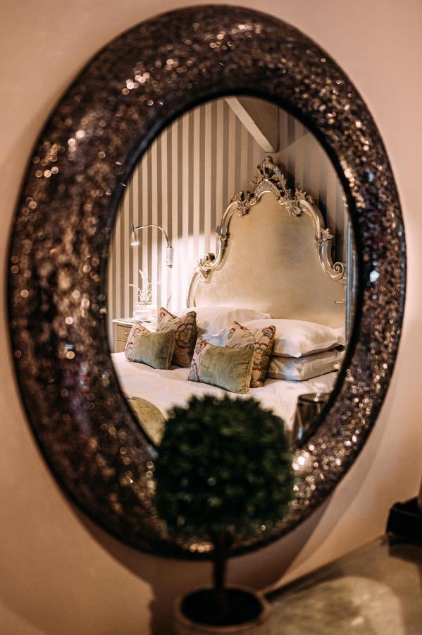 The Royal Hotel Kirkby Lonsdale Extérieur photo